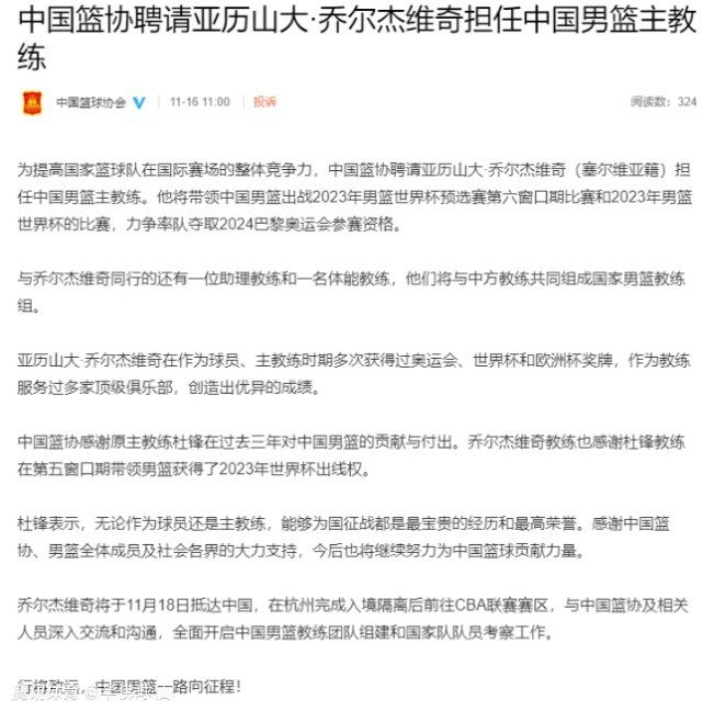 　　本片在CG下的年夜上海看上往始终柔光万丈，各个道具（一件件华服、别墅、古玩轿车、灯具）都精彩万分，就连配乐都寻求《花腔韶华》的深邃深挚感与迷离感。